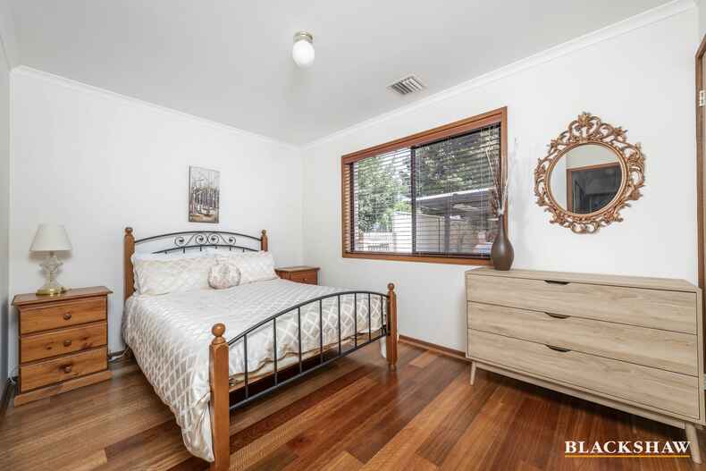 108 Ratcliffe Crescent Florey 108 Ratcliffe Crescent Florey