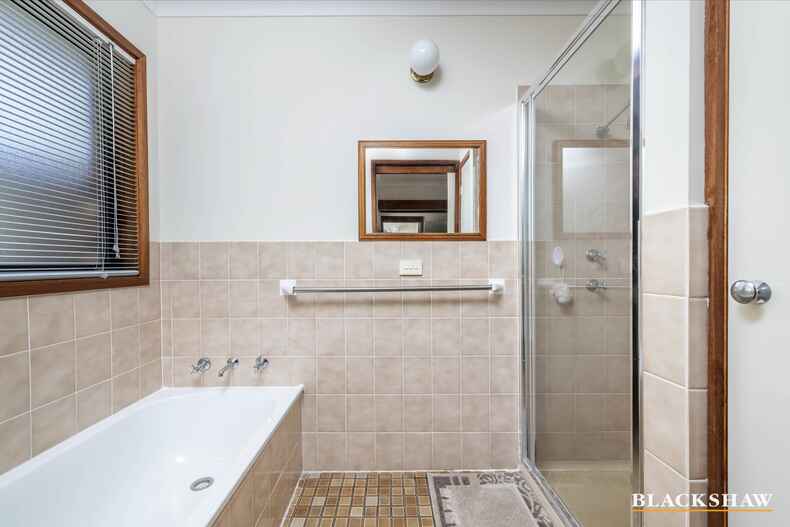 108 Ratcliffe Crescent Florey 108 Ratcliffe Crescent Florey