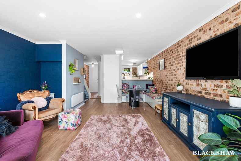 8/1 George Bass Drive Batehaven