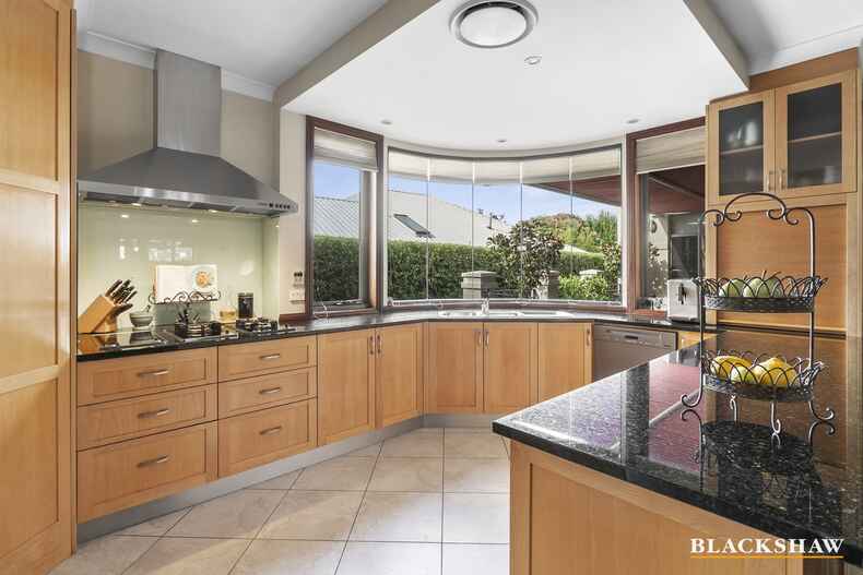 3 Deane Street Yarralumla