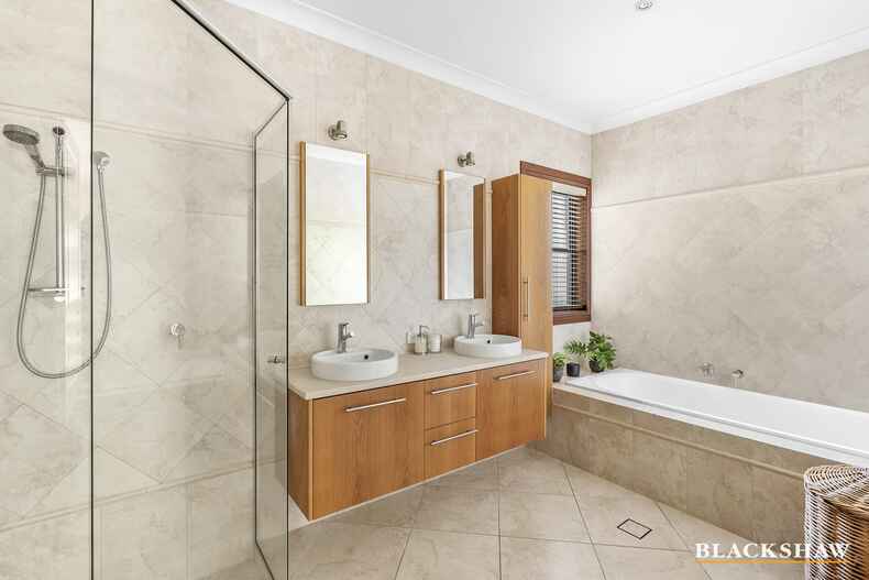 3 Deane Street Yarralumla