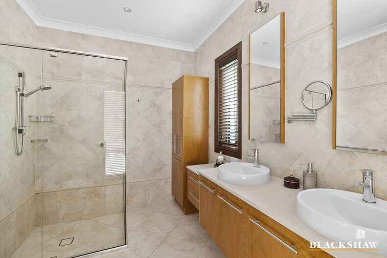 3 Deane Street Yarralumla