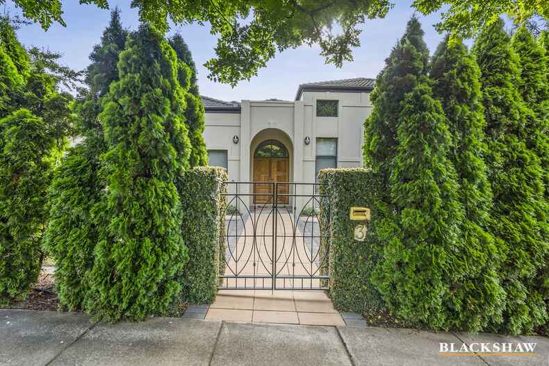 3 Deane Street Yarralumla