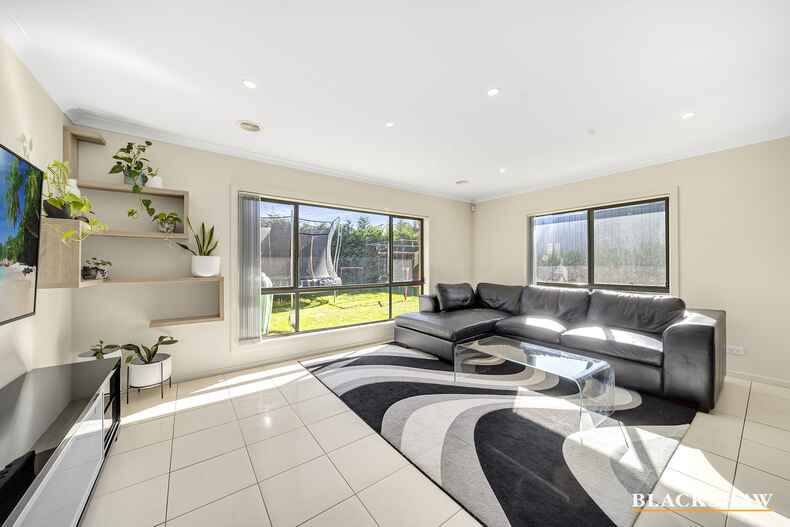 19 McTavish Street Googong