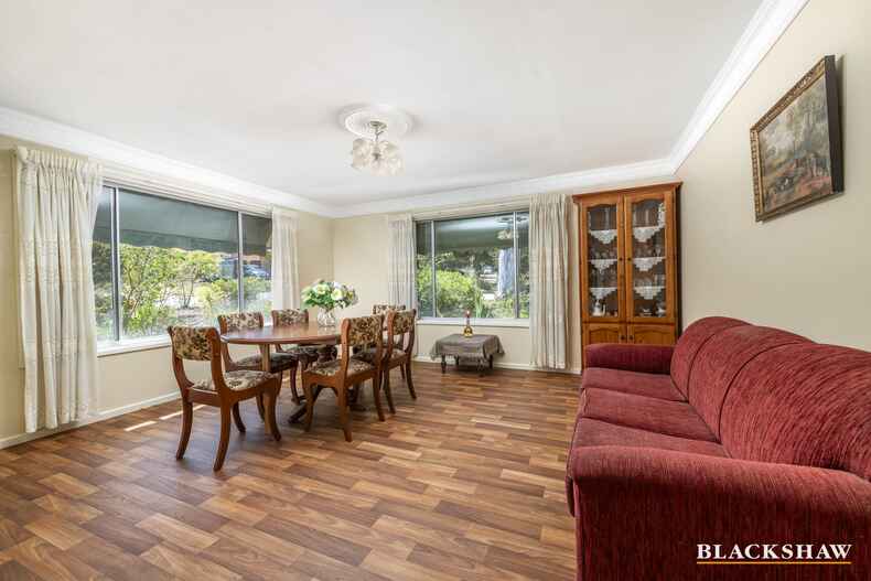 2 Lovegrove Place Kambah