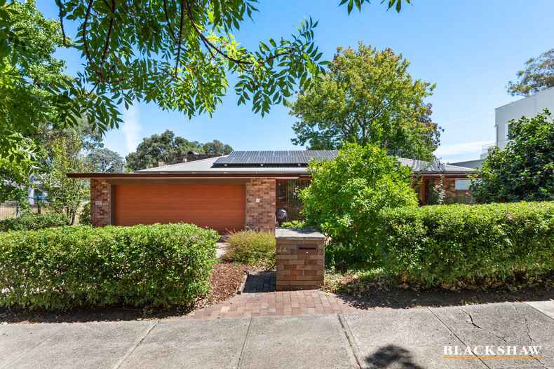 14 Fergusson Crescent Deakin 14 Fergusson Crescent Deakin