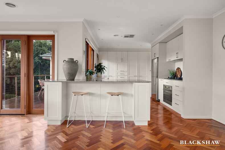 9 Waller Crescent Campbell 9 Waller Crescent Campbell