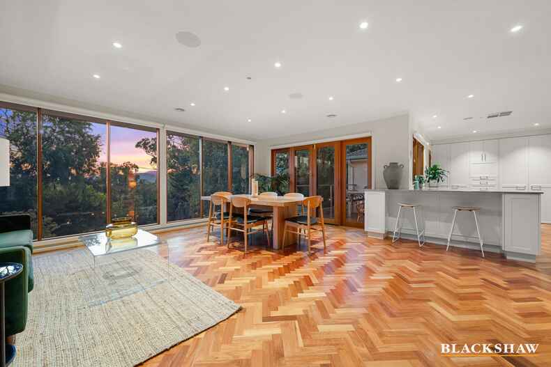 9 Waller Crescent Campbell 9 Waller Crescent Campbell