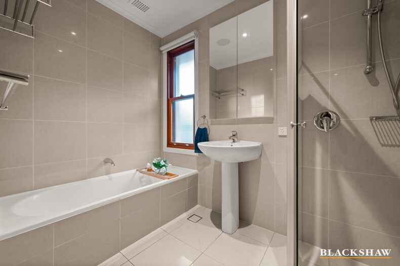 9 Waller Crescent Campbell 9 Waller Crescent Campbell