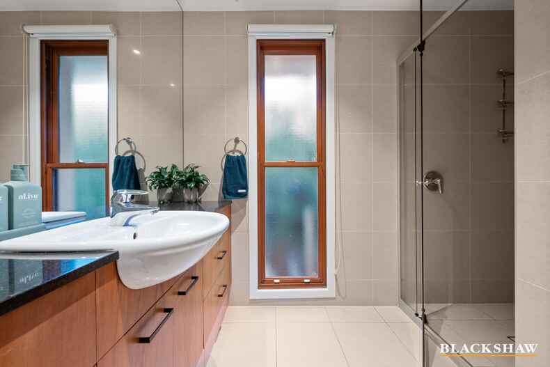 9 Waller Crescent Campbell 9 Waller Crescent Campbell