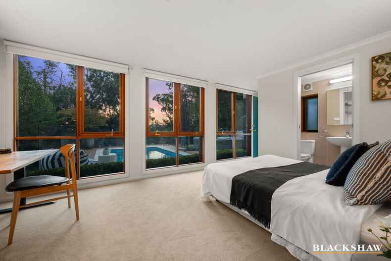 9 Waller Crescent Campbell 9 Waller Crescent Campbell