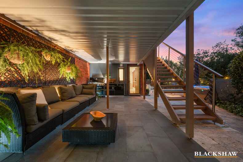 9 Waller Crescent Campbell 9 Waller Crescent Campbell