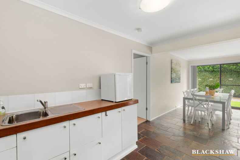 15 Bellbird Close Surfside 15 Bellbird Close Surfside