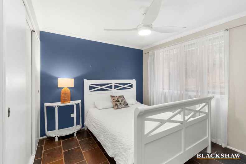 15 Bellbird Close Surfside 15 Bellbird Close Surfside