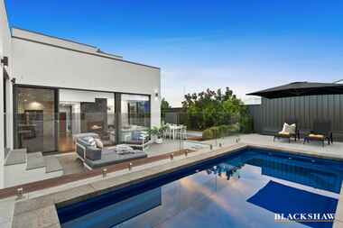 60 Harold White Avenue Coombs