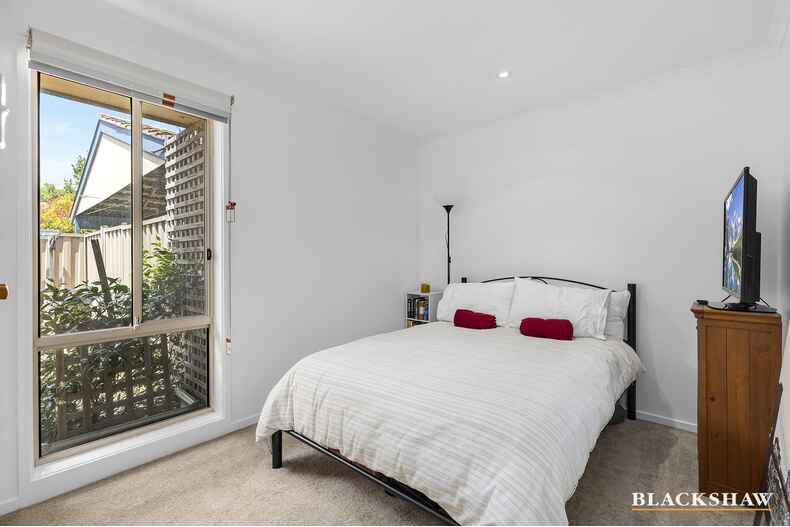 9/17 Brudenell Drive Jerrabomberra