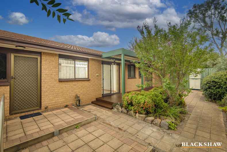 25/19 Ashby Circuit Kambah