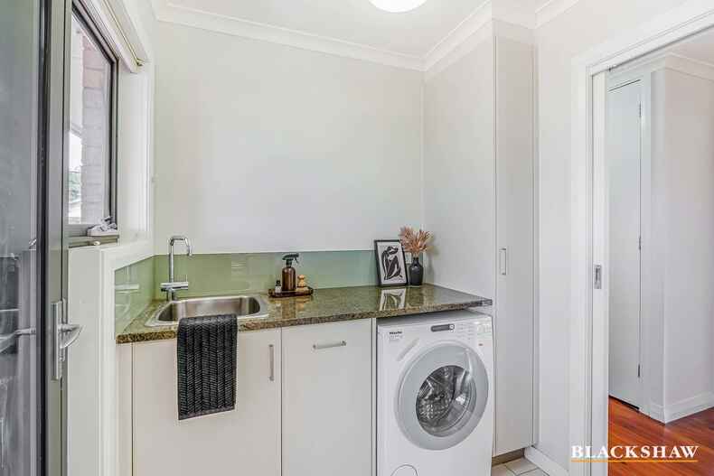 2 Messenger Street Holt 2 Messenger Street Holt