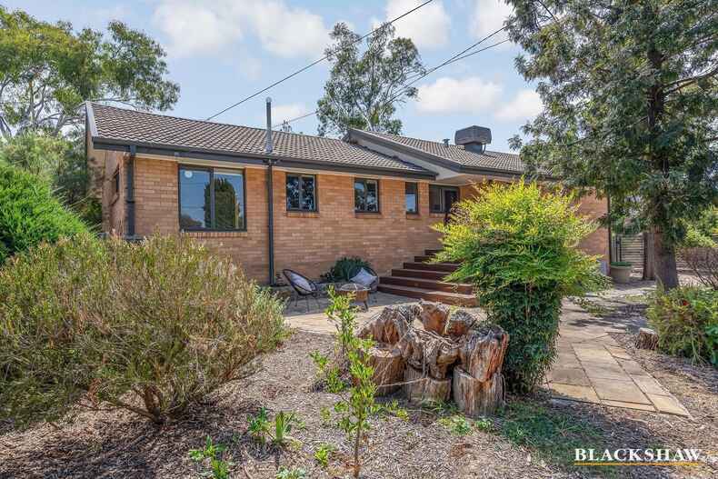 2 Messenger Street Holt 2 Messenger Street Holt