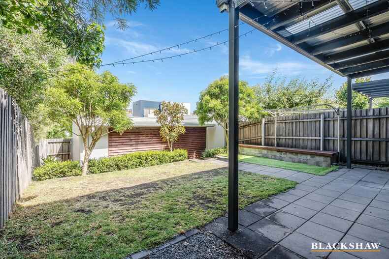 6 Taplow Street Crace