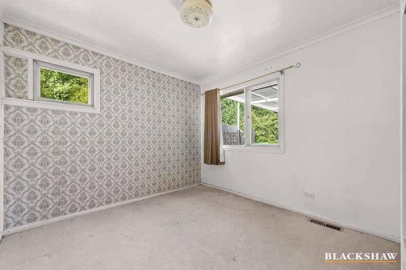 51 Finniss Crescent Narrabundah 51 Finniss Crescent Narrabundah