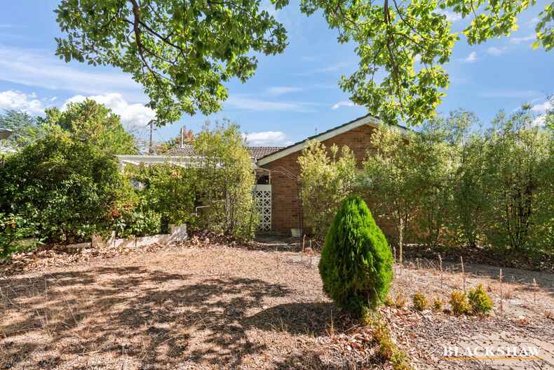 51 Finniss Crescent Narrabundah 51 Finniss Crescent Narrabundah