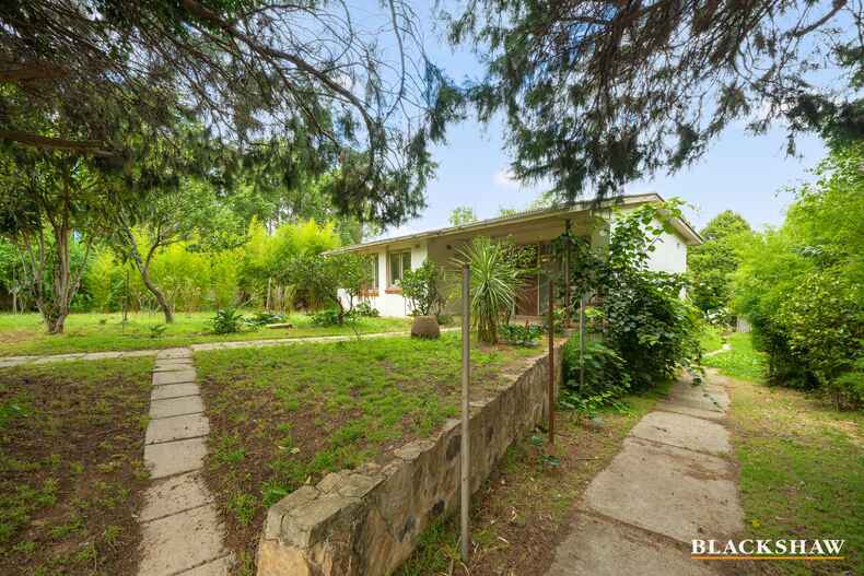 26 Uriarra Road Queanbeyan 26 Uriarra Road Queanbeyan