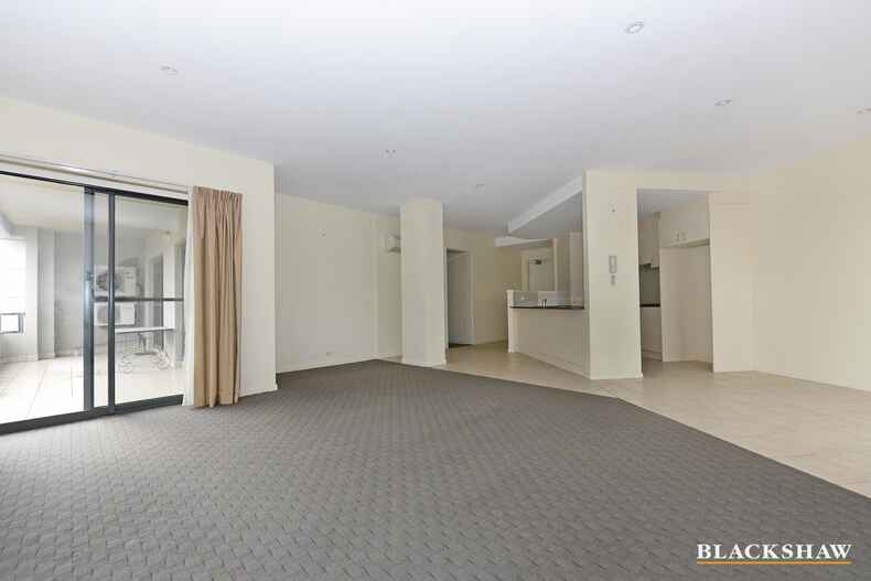 20/2 Eileen Good Street Greenway