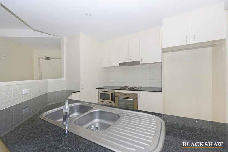 20/2 Eileen Good Street Greenway