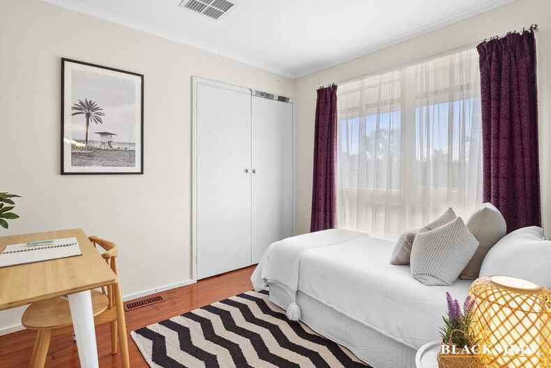 18 Solomon Crescent Latham 18 Solomon Crescent Latham