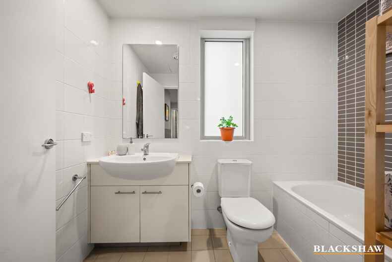 100/98 Corinna Street Phillip