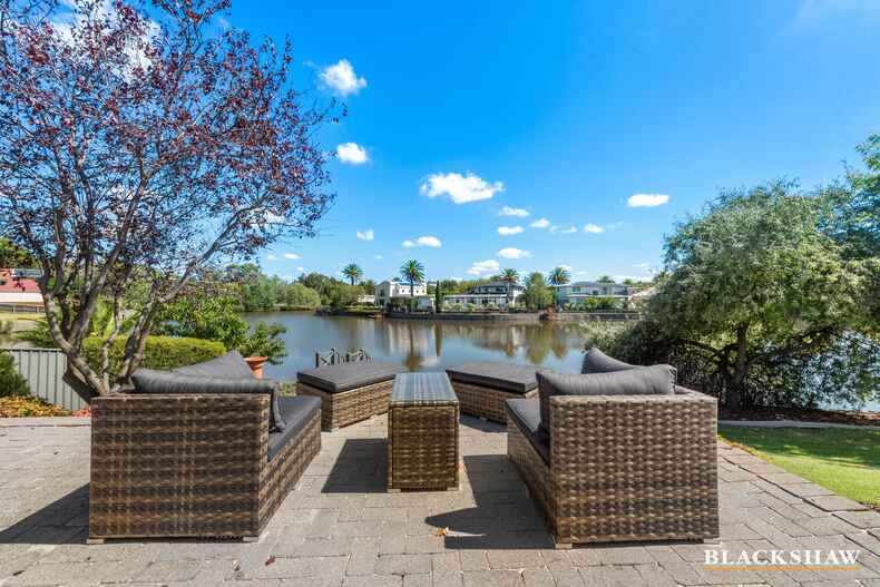 17 Lakeview Gardens Jerrabomberra 17 Lakeview Gardens Jerrabomberra