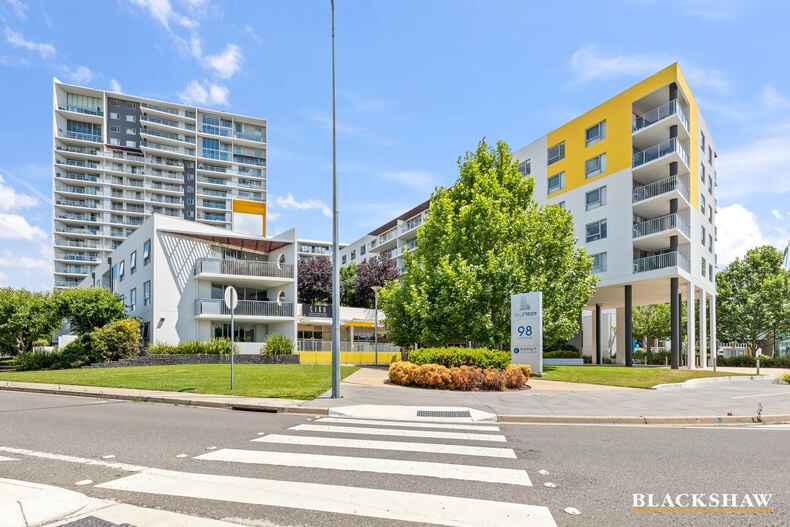 100/98 Corinna Street Phillip