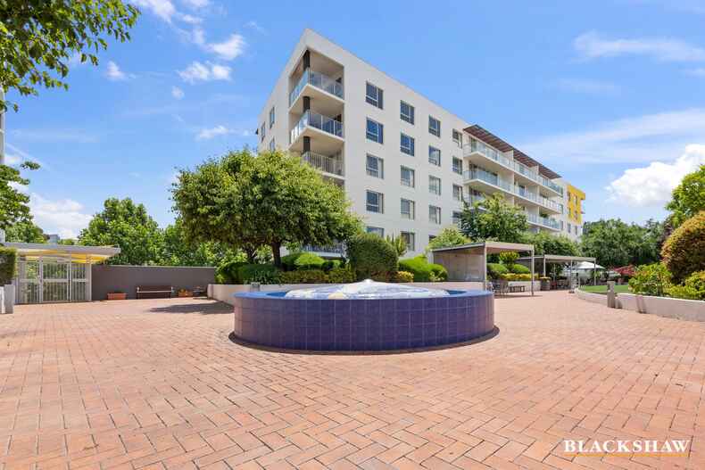 100/98 Corinna Street Phillip