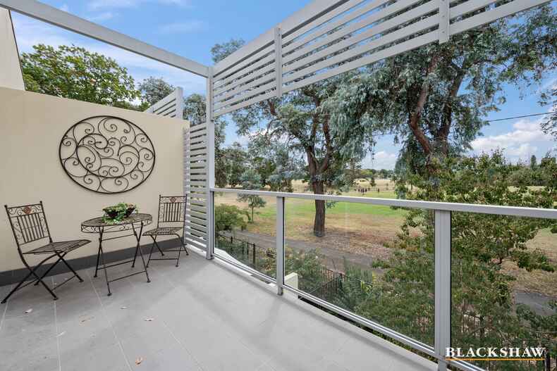 36/15 Fox Place Lyneham