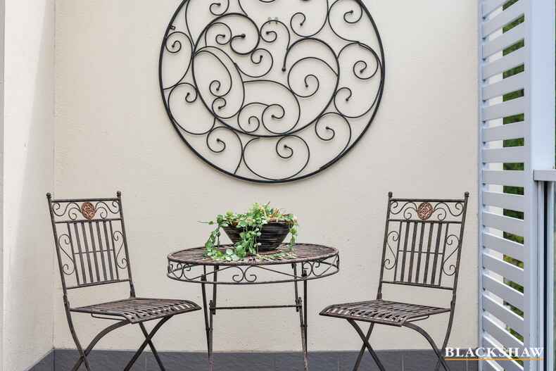 36/15 Fox Place Lyneham