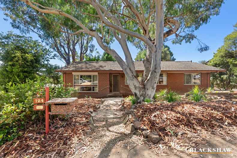 124 Learmonth Drive Kambah