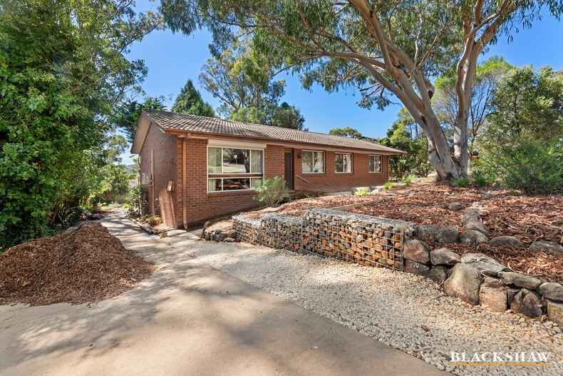 124 Learmonth Drive Kambah