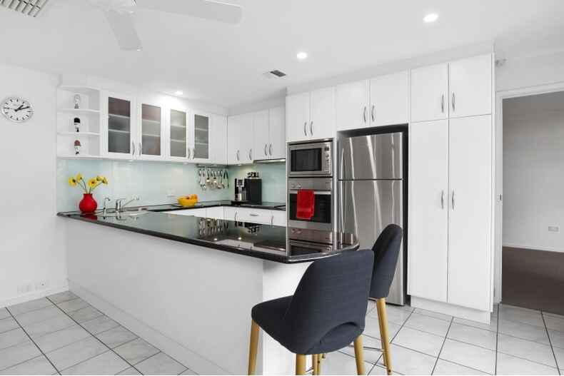 8/3 Hansen Circuit Isaacs