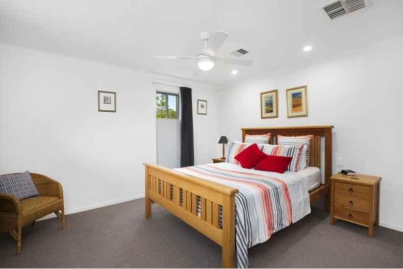 8/3 Hansen Circuit Isaacs