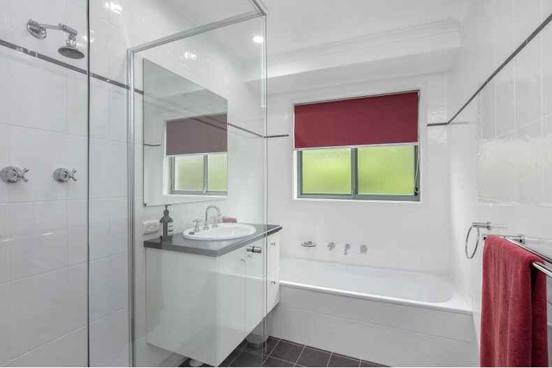 8/3 Hansen Circuit Isaacs