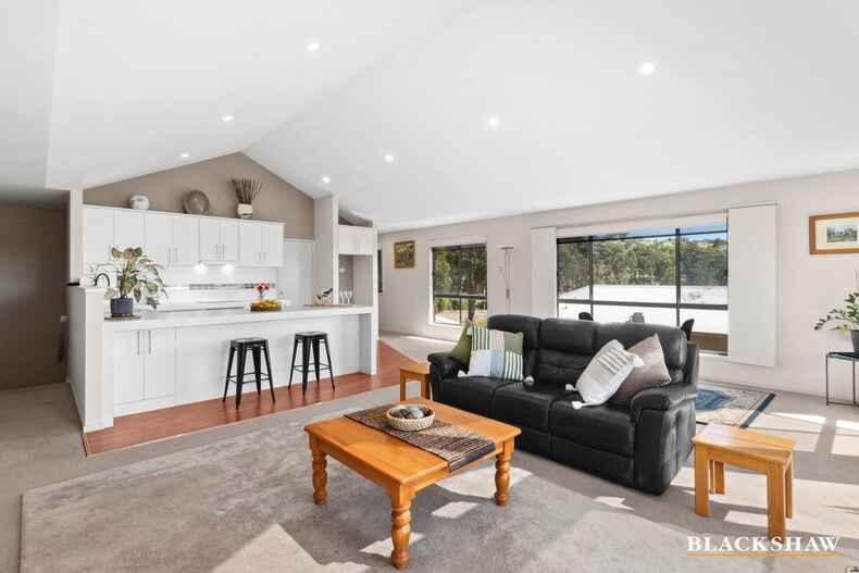 1/3a Eric Fenning Drive Surf Beach