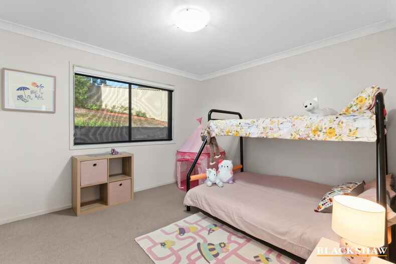 1/3a Eric Fenning Drive Surf Beach