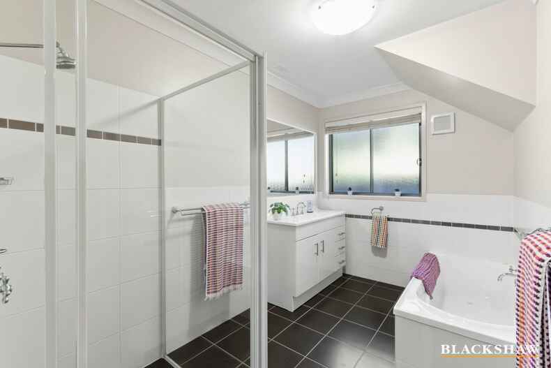 1/3a Eric Fenning Drive Surf Beach