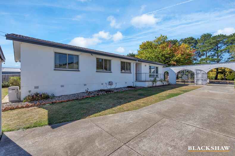 10 Buriga Street Giralang 10 Buriga Street Giralang