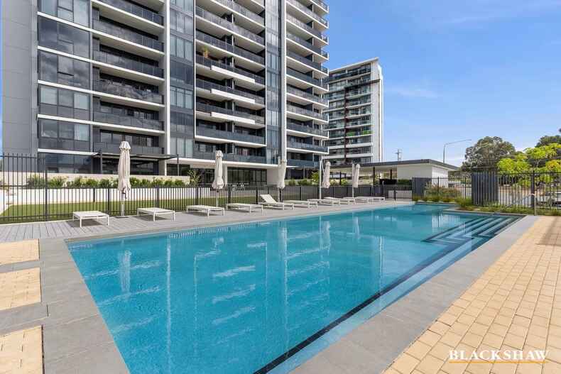 17/9 Irving Street Phillip