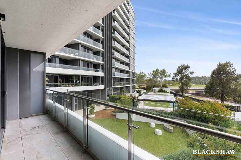 108/15 Irving Street Phillip