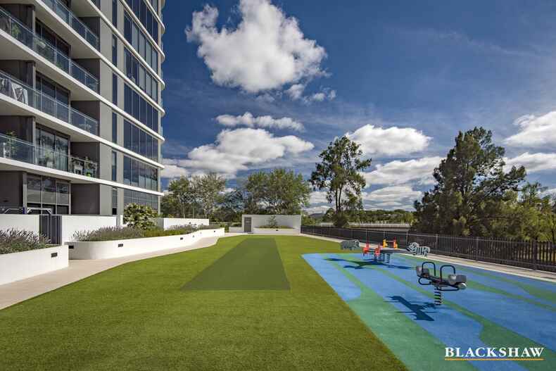 108/15 Irving Street Phillip