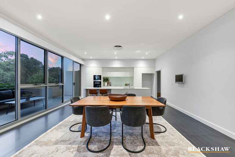 209/23 State Circle Forrest 209/23 State Circle Forrest