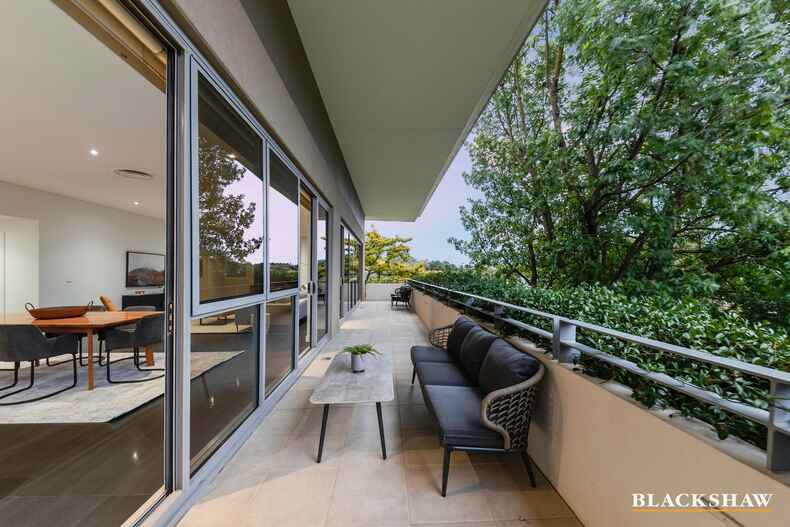 209/23 State Circle Forrest 209/23 State Circle Forrest